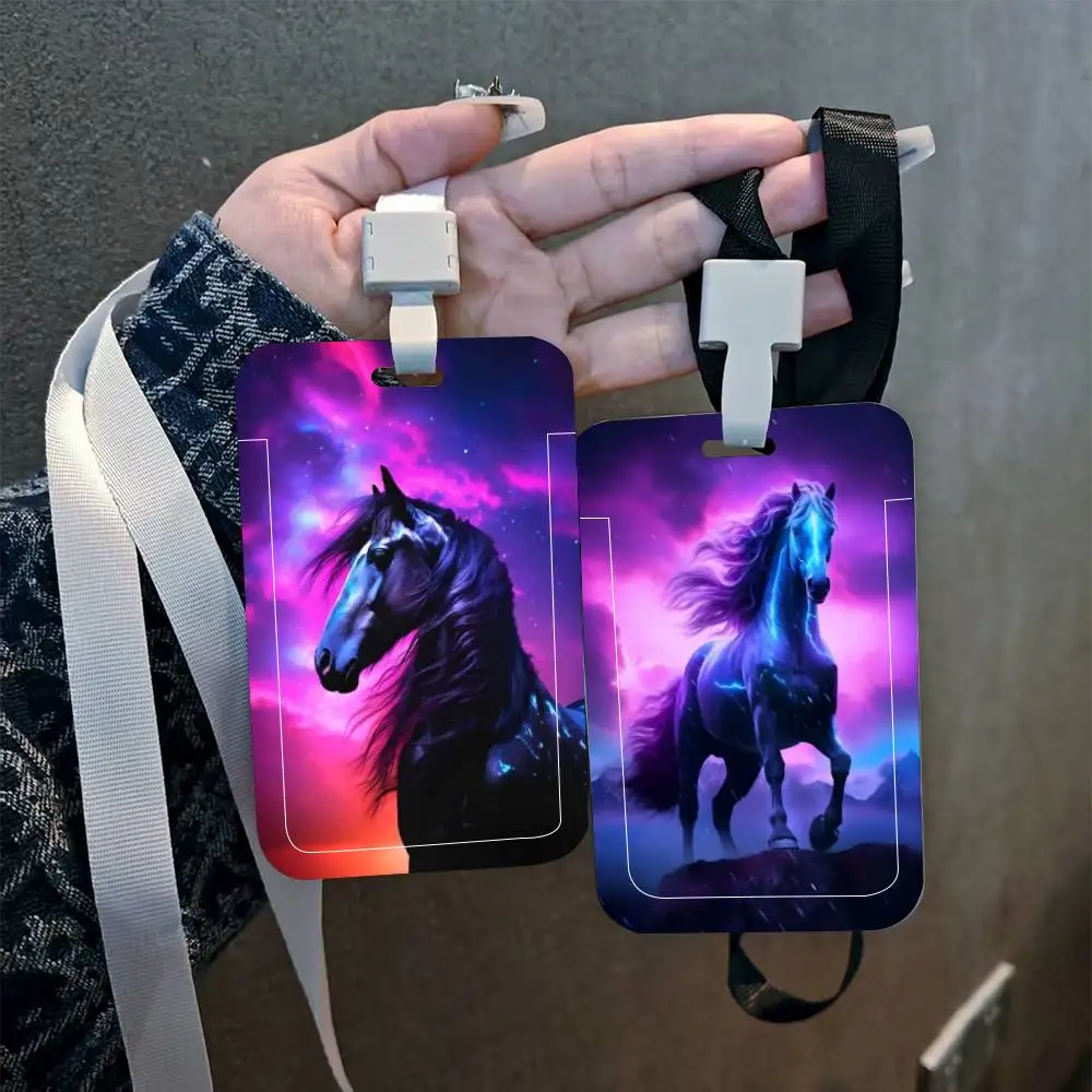 Czarno-białe etui na identyfik – Wildes Leatherwork recenzja i cena