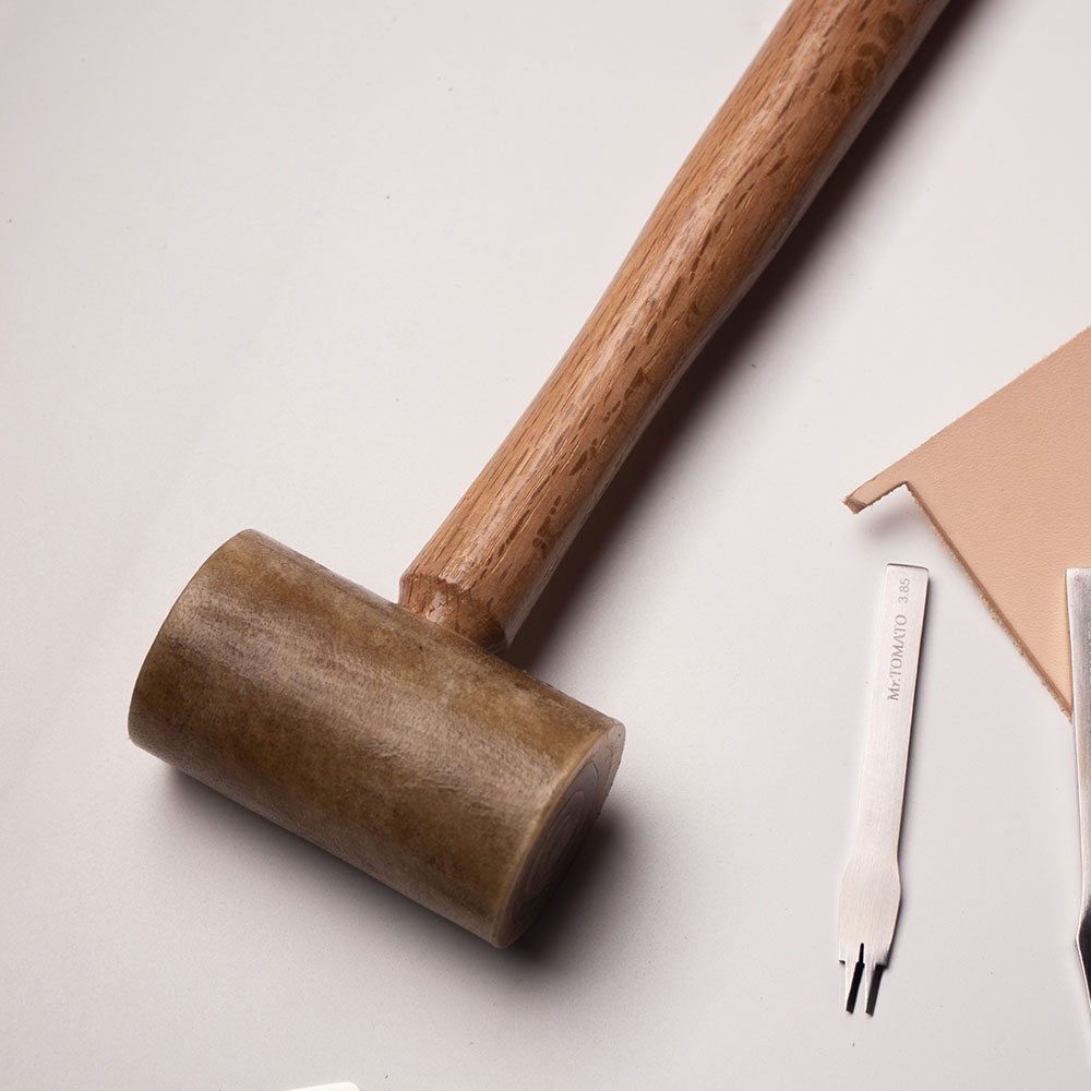 Młotek do rzeźbienia w skórze  – Mallet Rawhide Craft recenzja i cena
